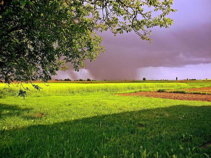 Napsütés és eső egyaránt várható a hétvégén