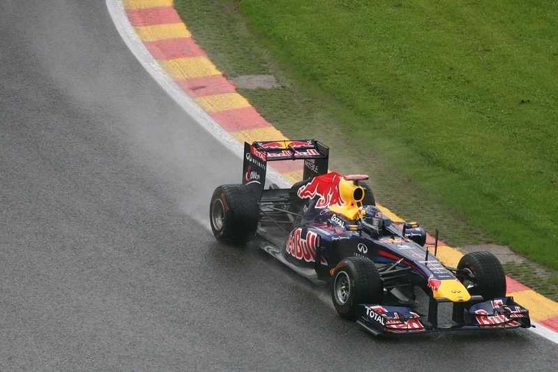 Ricciardo nyert Monzában