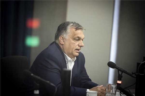 Orbán: a kormány lehetővé teszi a harmadik oltás felvételét
